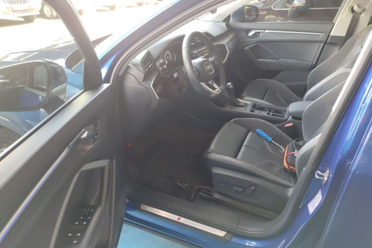 Used Audi Q3 Sportback 2020 40 TFSI Fashion Model Driver Seat
