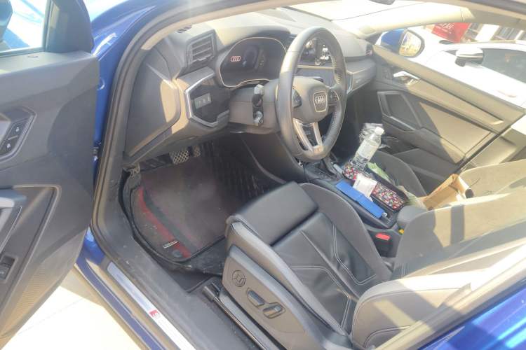 Used Audi Q3 Sportback 2020 35 TFSI Ambition Edition Driver Seat