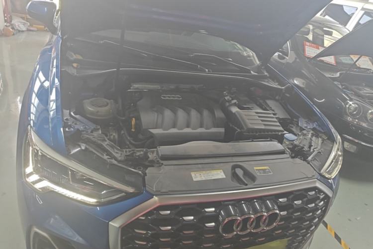 Used Audi Q3 Sportback 2020 40 TFSI Fashion Model Engine Bay