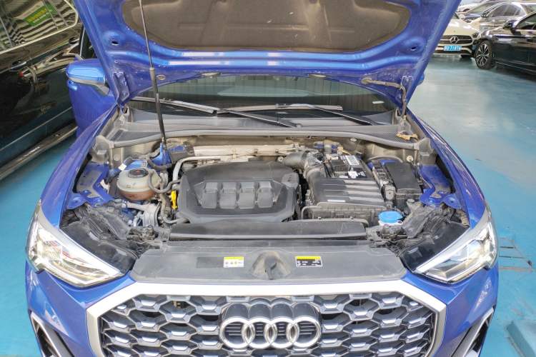 Used Audi Q3 Sportback 2020 40 TFSI Fashion Model Engine Bay