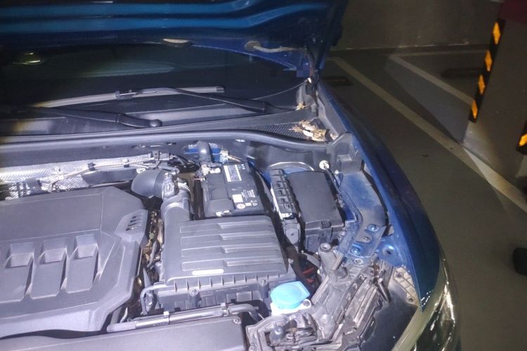 Used Audi Q3 Sportback 2020 40 TFSI Fashion Model Engine Bay Left