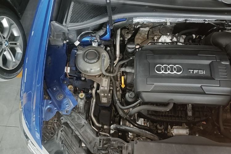 Used Audi Q3 Sportback 2020 45 TFSI quattro Fashion Edition Engine Bay Right