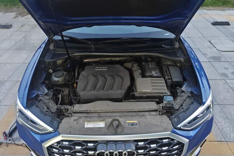 Used Audi Q3 Sportback 2020 40 TFSI Fashion Model Engine Bay