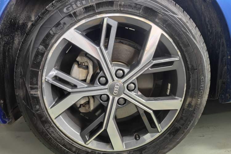 Used Audi Q3 Sportback 2020 40 TFSI Fashion Model Exterior 9