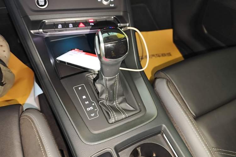 Used Audi Q3 Sportback 2020 40 TFSI Fashion Model Gear Lever