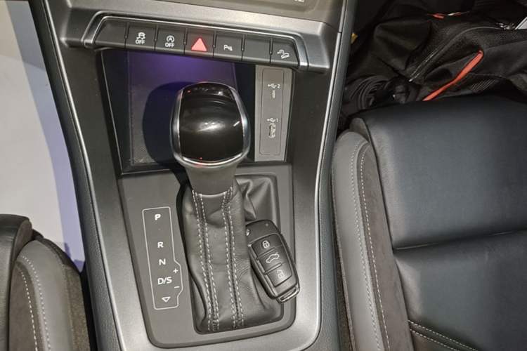 Used Audi Q3 Sportback 2020 45 TFSI quattro Fashion Edition Gear Lever