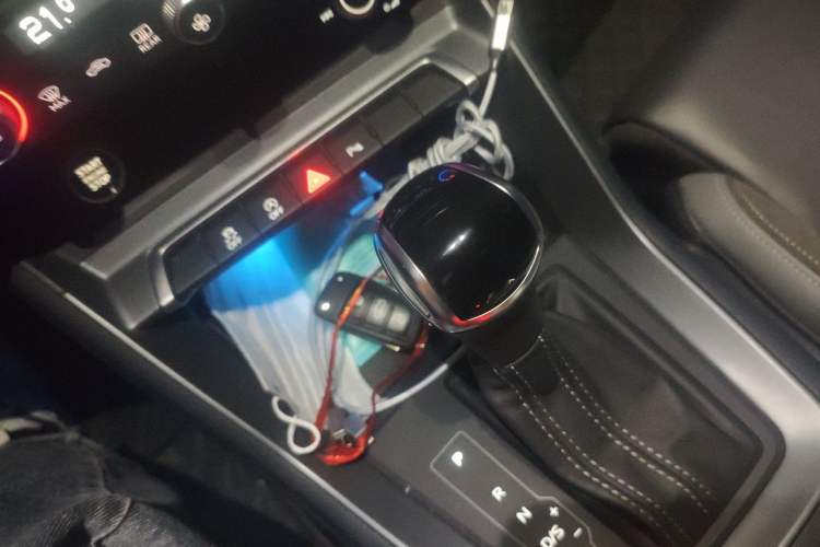 Used Audi Q3 Sportback 2020 40 TFSI Fashion Model Gear Lever