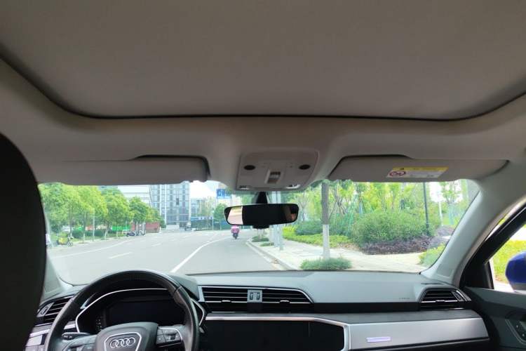 Used Audi Q3 Sportback 2020 40 TFSI Fashion Model Headliner