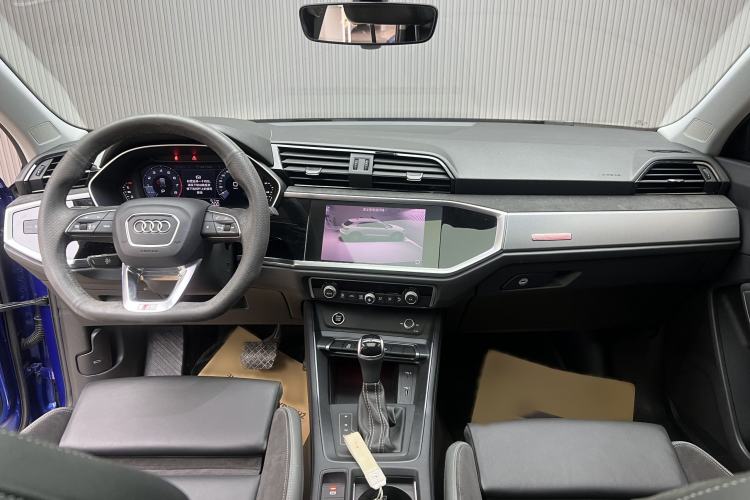 Used Audi Q3 Sportback 2020 40 TFSI Fashion Model Interior 1