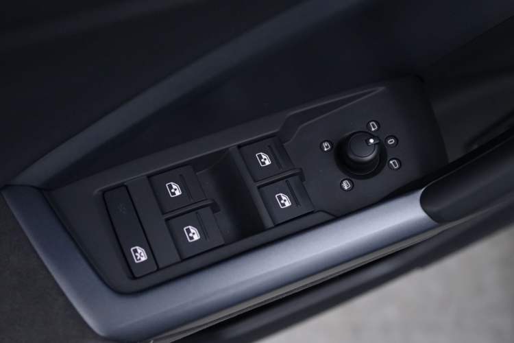 Used Audi Q3 Sportback 2020 45 TFSI quattro Luxury Edition Interior 15