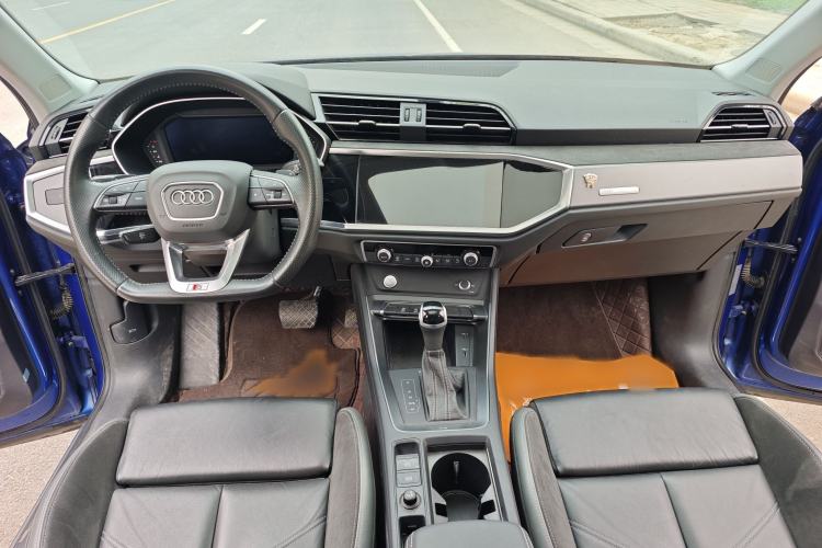 Used Audi Q3 Sportback 2020 40 TFSI Fashion Model Interior 2