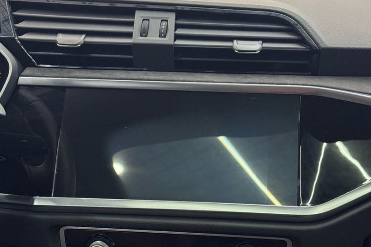 Used Audi Q3 Sportback 2020 40 TFSI Fashion Model Interior 4
