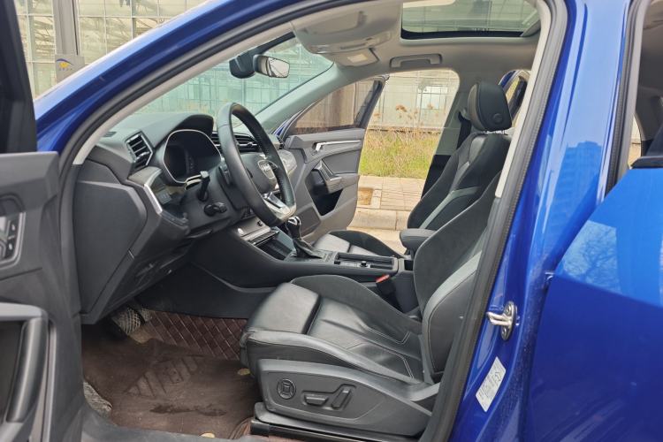 Used Audi Q3 Sportback 2020 40 TFSI Fashion Model Interior 4