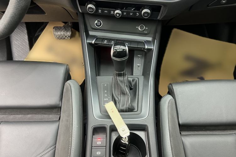 Used Audi Q3 Sportback 2020 40 TFSI Fashion Model Interior 4
