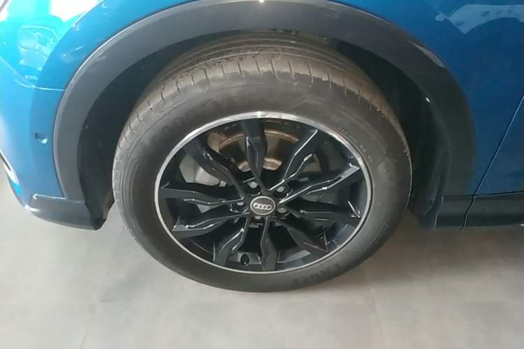 Used Audi Q3 Sportback 2020 45 TFSI quattro Luxury Edition Left Front Wheel Hub