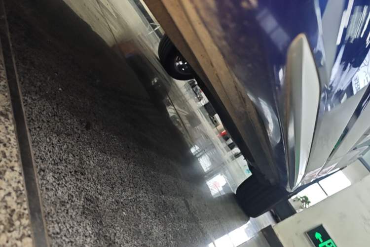 Used Audi Q3 Sportback 2020 40 TFSI Fashion Model Left Side Sill