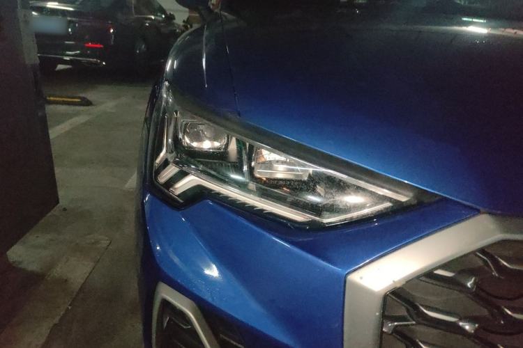 Used Audi Q3 Sportback 2020 40 TFSI Fashion Model Right Front Headlight
