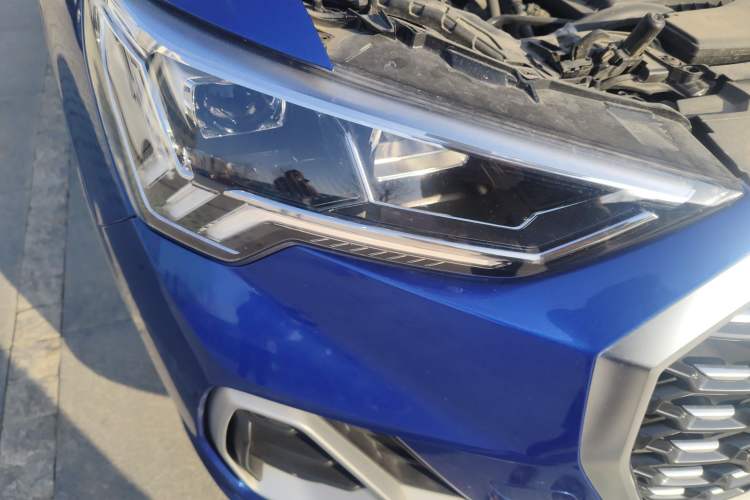 Used Audi Q3 Sportback 2020 35 TFSI Ambition Edition Right Front Headlight