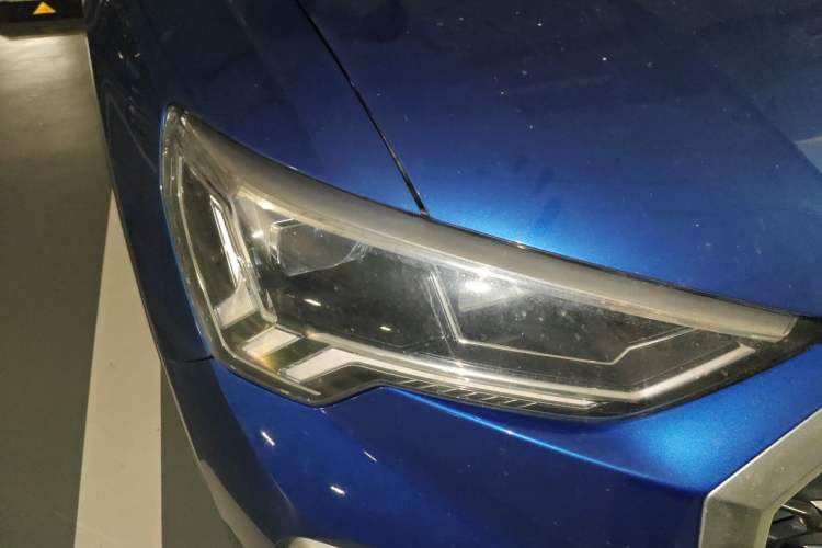 Used Audi Q3 Sportback 2020 40 TFSI Fashion Model Right Front Headlight