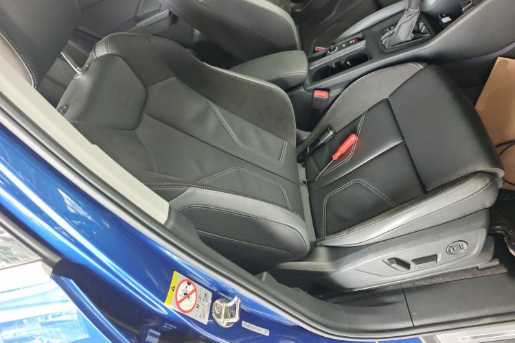 Used Audi Q3 Sportback 2020 40 TFSI Fashion Model Right Front Seat