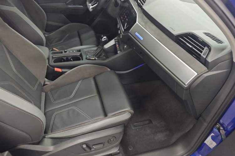 Used Audi Q3 Sportback 2020 40 TFSI Fashion Model Right Front Seat