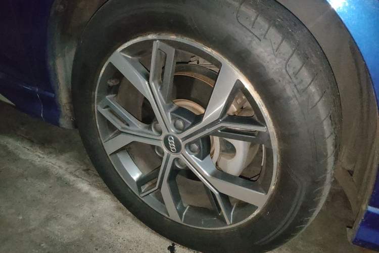 Used Audi Q3 Sportback 2020 40 TFSI Fashion Model Right Front Wheel Hub