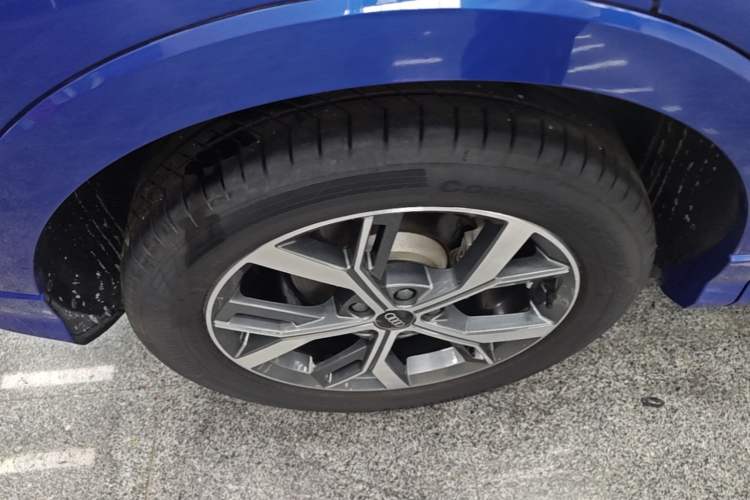 Used Audi Q3 Sportback 2020 40 TFSI Fashion Model Right Rear Wheel Hub