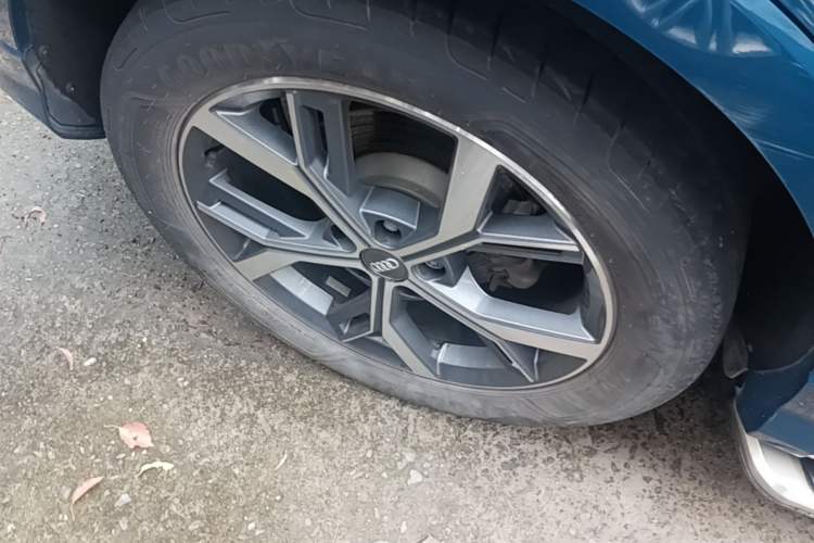 Used Audi Q3 Sportback 2020 40 TFSI Fashion Model Right Rear Wheel Hub