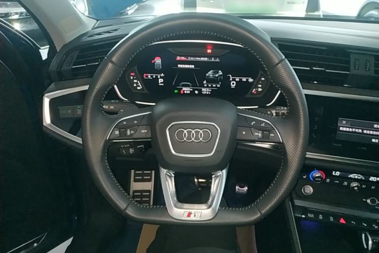 Used Audi Q3 Sportback 2020 45 TFSI quattro Luxury Edition Steering Wheel