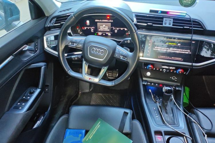 Used Audi Q3 Sportback 2020 45 TFSI quattro Luxury Edition Steering Wheel
