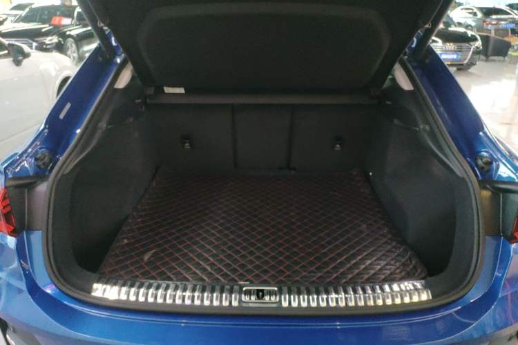 Used Audi Q3 Sportback 2020 40 TFSI Fashion Model Trunk