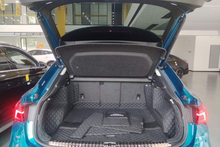 Used Audi Q3 Sportback 2020 45 TFSI quattro Luxury Edition Trunk