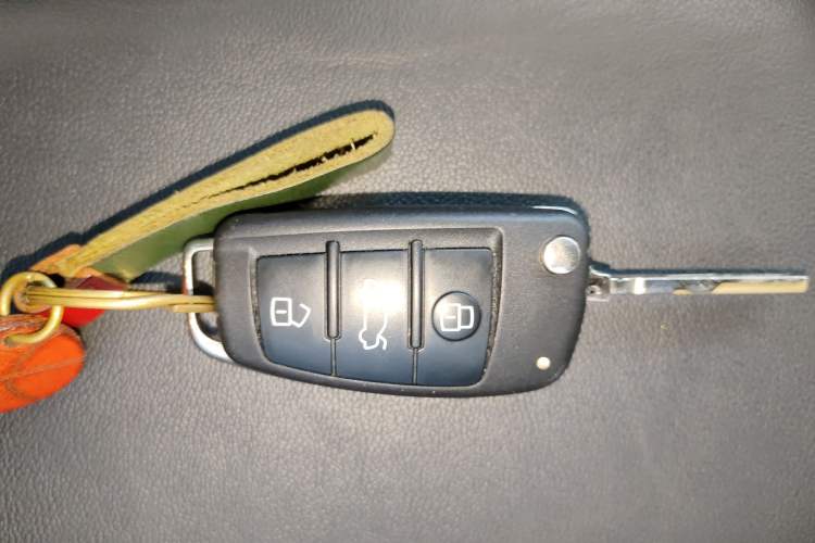 Used Audi Q3 Sportback 2020 40 TFSI Fashion Model Vehicle Key