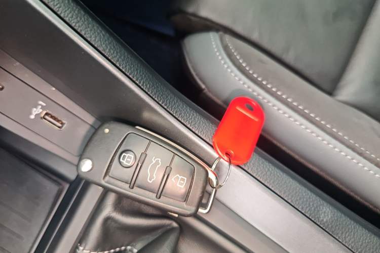 Used Audi Q3 Sportback 2020 40 TFSI Fashion Model Vehicle Key