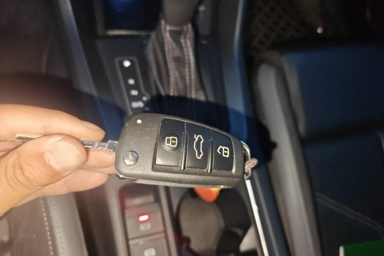 Used Audi Q3 Sportback 2020 40 TFSI Fashion Model Vehicle Key