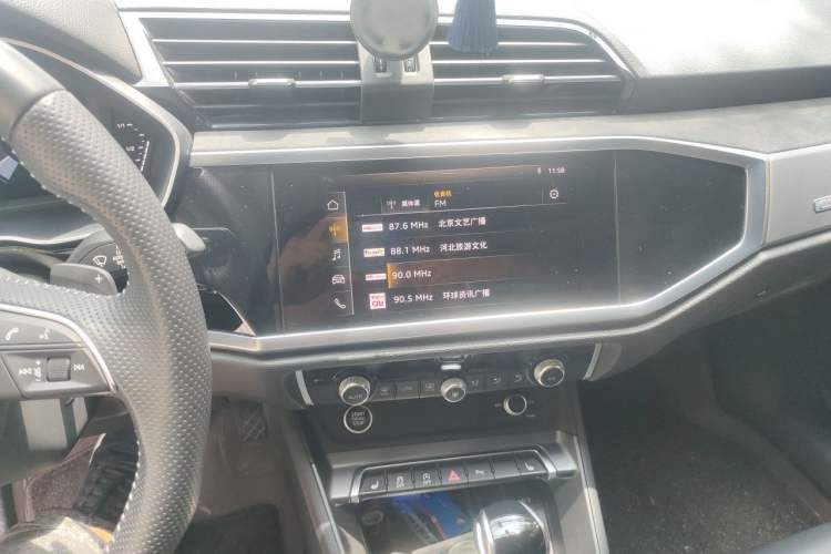 Used Audi Q3 Sportback 2020 40 TFSI Fashion Model Audio And AC Panel