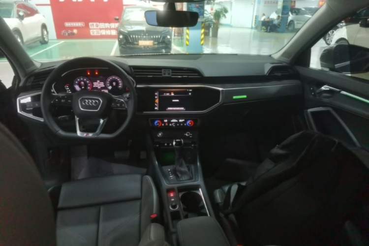 Used Audi Q3 Sportback 2020 40 TFSI Fashion Model Audio And AC Panel