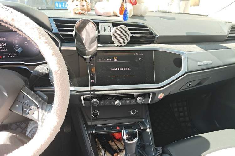 Used Audi Q3 Sportback 2020 40 TFSI Fashion Model Audio And AC Panel