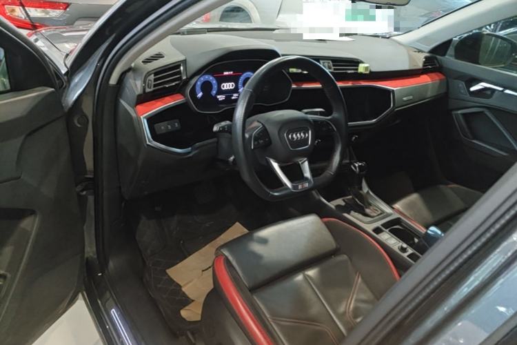 Used Audi Q3 Sportback 2020 40 TFSI Fashion Model Center Console