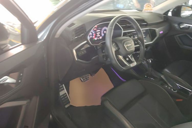 Used Audi Q3 Sportback 2020 45 TFSI quattro Fashion Edition Driver Seat