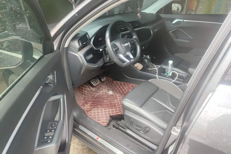 Used Audi Q3 Sportback 2020 45 TFSI quattro Fashion Edition Driver Seat