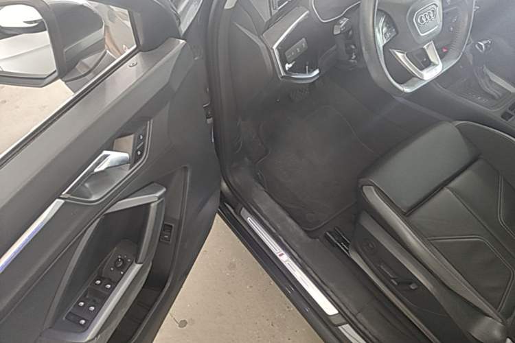 Used Audi Q3 Sportback 2020 40 TFSI Fashion Model Driver Seat