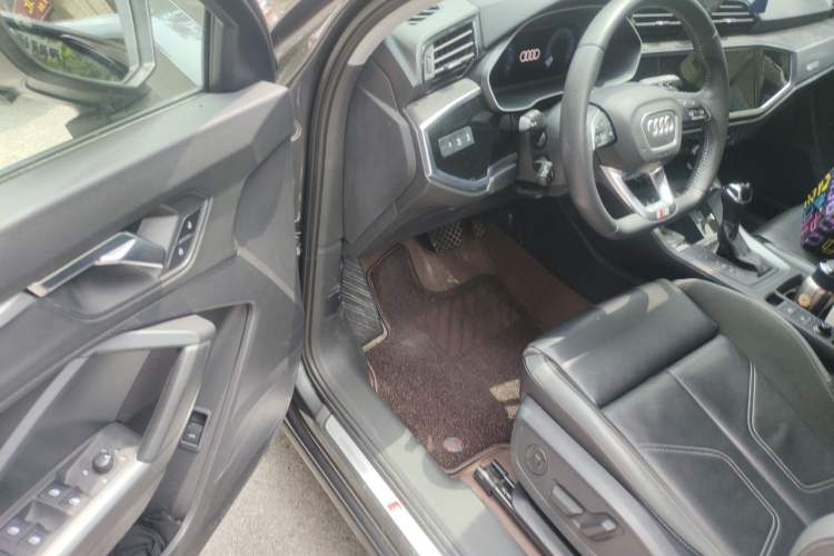 Used Audi Q3 Sportback 2020 40 TFSI Fashion Model Driver Seat