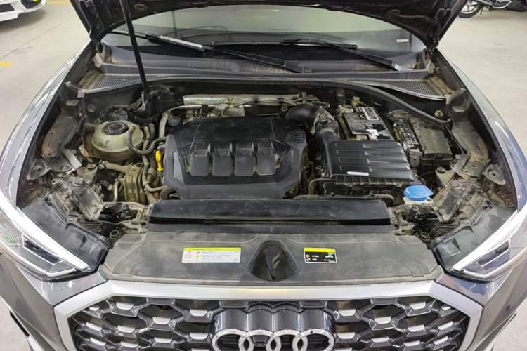Used Audi Q3 Sportback 2020 40 TFSI Fashion Model Engine Bay