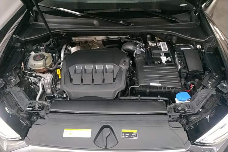 Used Audi Q3 Sportback 2020 40 TFSI Fashion Model Engine Bay