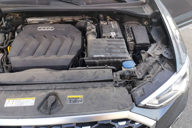 Used Audi Q3 Sportback 2020 40 TFSI Fashion Model Engine Bay Left