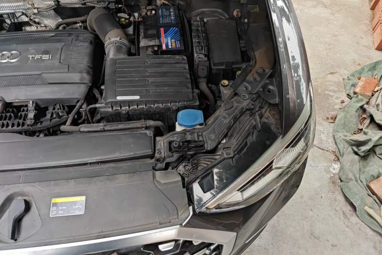 Used Audi Q3 Sportback 2020 45 TFSI quattro Fashion Edition Engine Bay Left