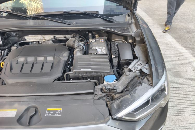 Used Audi Q3 Sportback 2020 40 TFSI Fashion Model Engine Bay Left