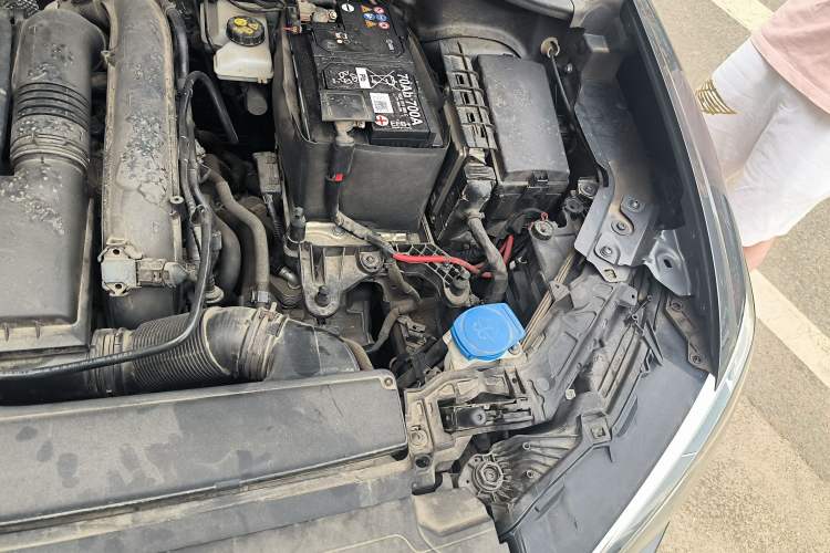 Used Audi Q3 Sportback 2020 35 TFSI Ambition Edition Engine Bay Left