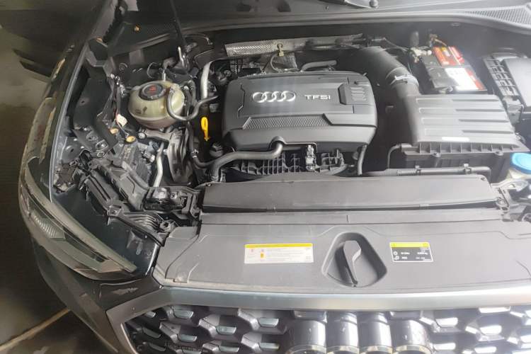 Used Audi Q3 Sportback 2020 45 TFSI quattro Fashion Edition Engine Bay Right